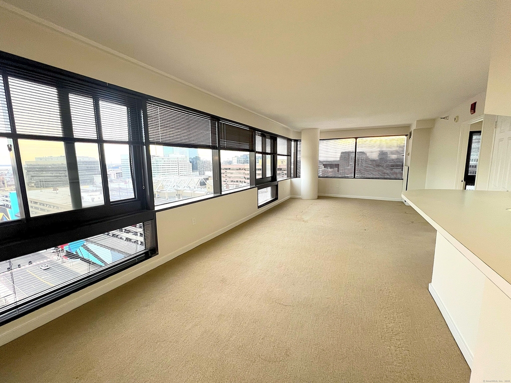 127 Greyrock Place - Photo 3