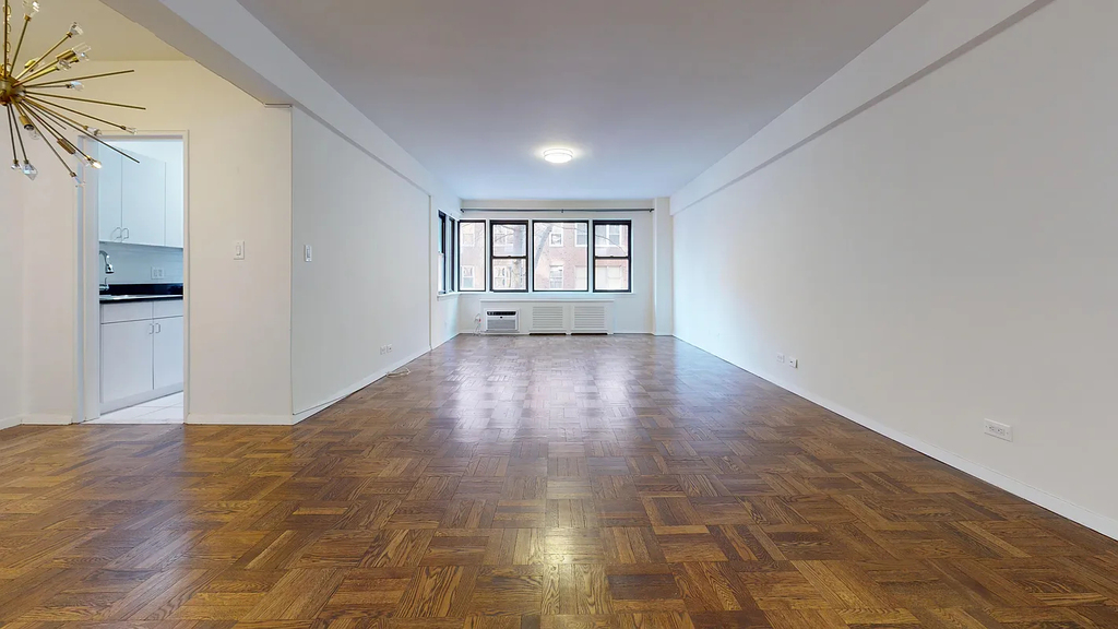 East 51st Streets and First Avenue - Photo 3
