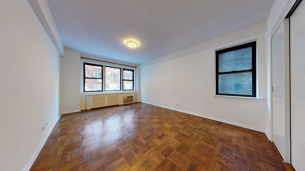 East 51st Streets and First Avenue - Photo 5