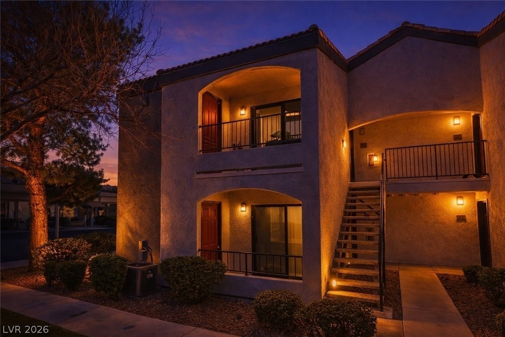 950 Seven Hills Drive - Photo 2