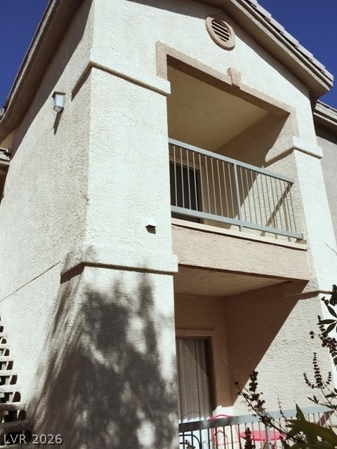 8000 Badura Avenue - Photo 2