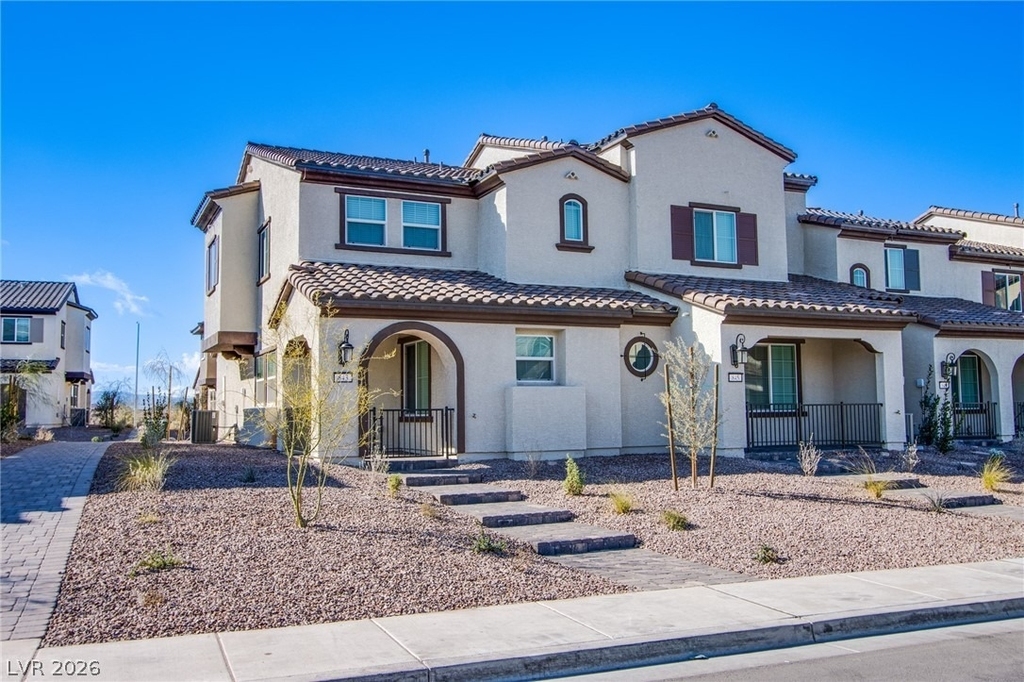 843 Watford Place - Photo 1