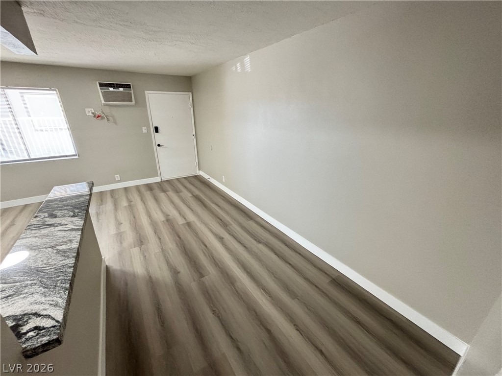 239 W Philadelphia Avenue - Photo 9