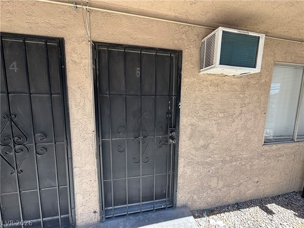 239 W Philadelphia Avenue - Photo 1