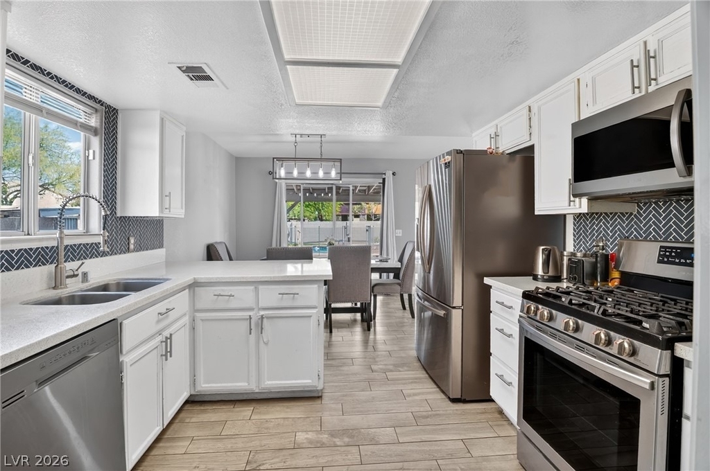 7520 Bowles Drive - Photo 5