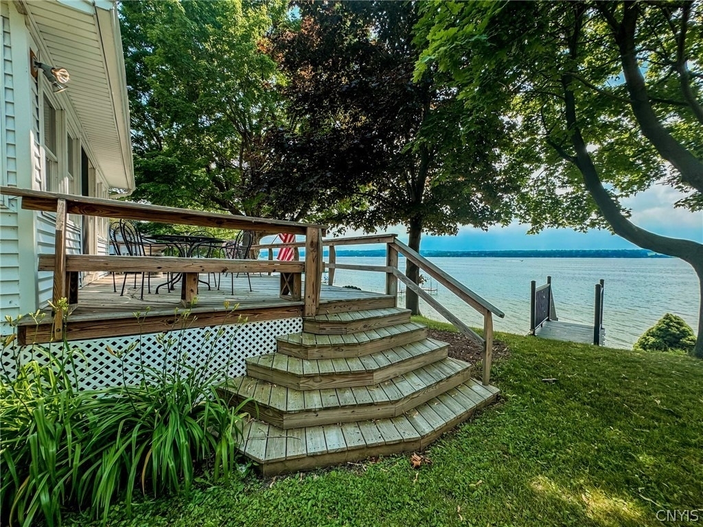 340 Poplar Beach - Photo 10