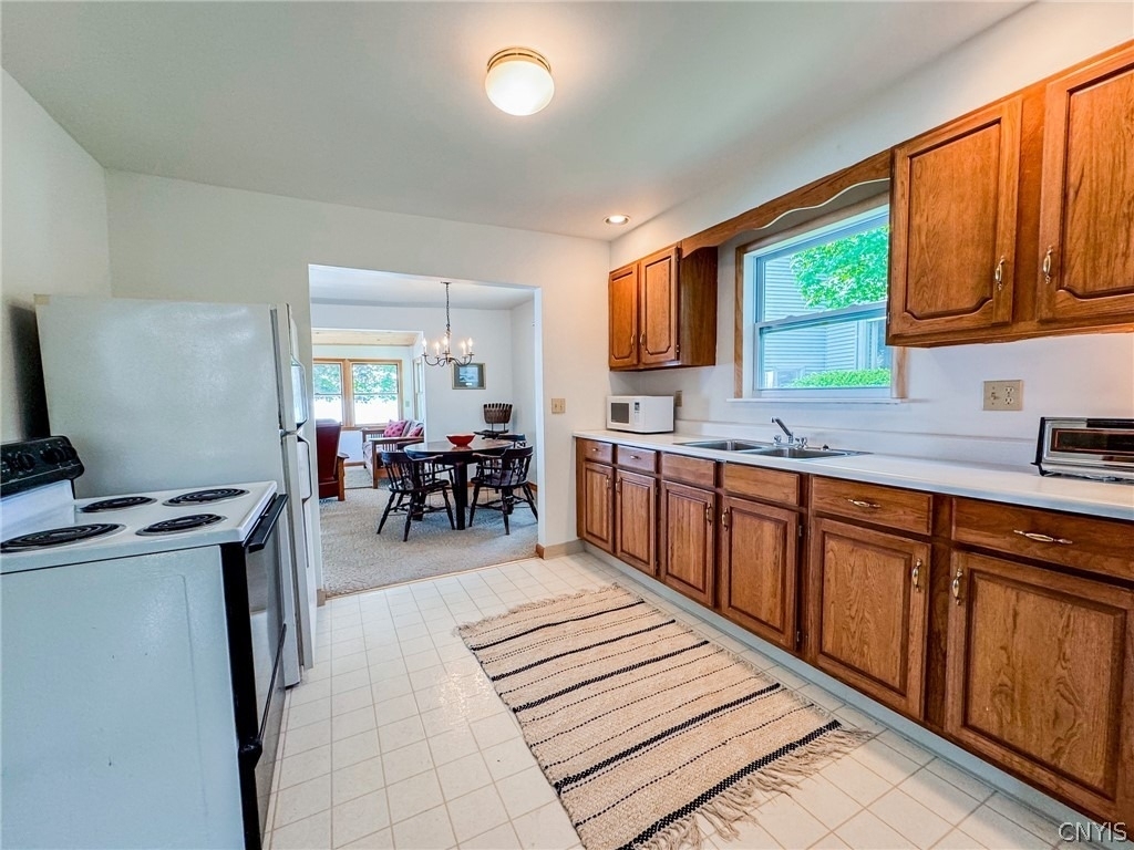 340 Poplar Beach - Photo 16