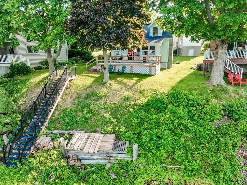 340 Poplar Beach - Photo 2