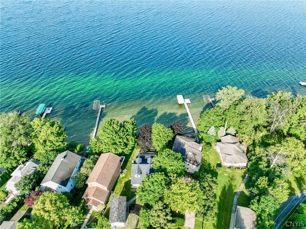 340 Poplar Beach - Photo 4