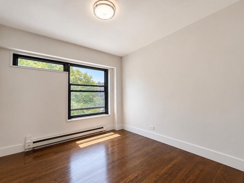 273 West 131st Street - Photo 9