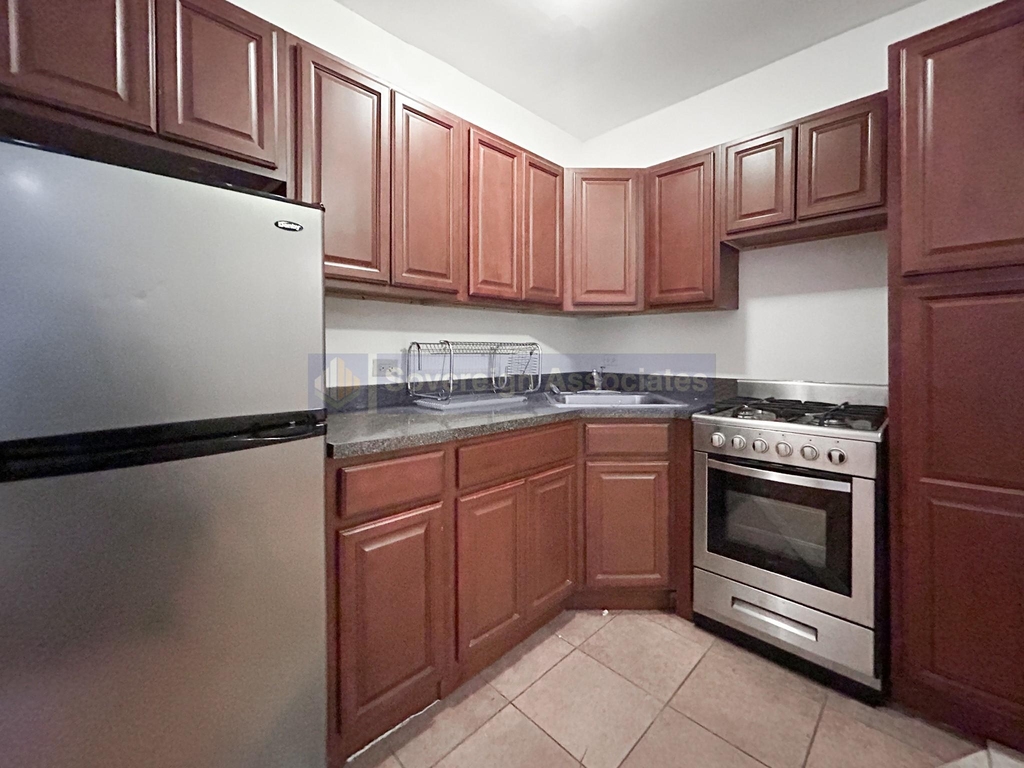 617 West 143rd Street - Photo 5