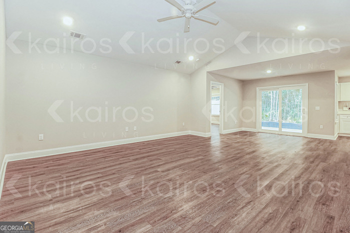 155 Cottage Grove Road - Photo 4