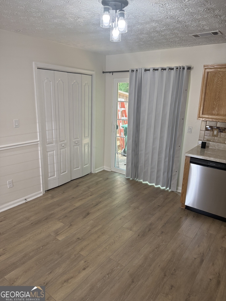 3127 Fields Drive - Photo 3