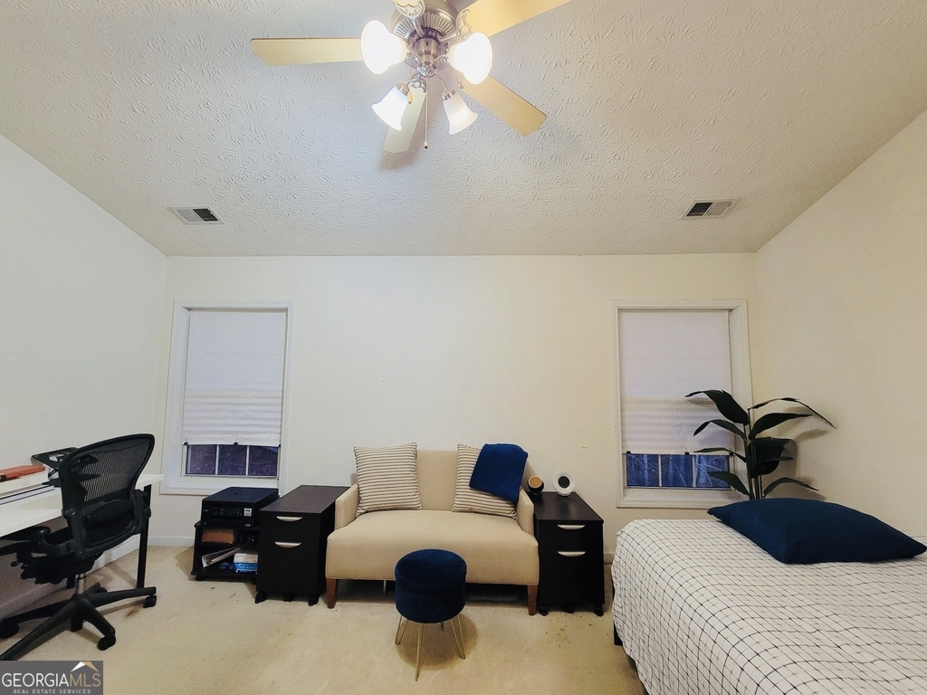 6904 Silver Bend Place - Photo 15