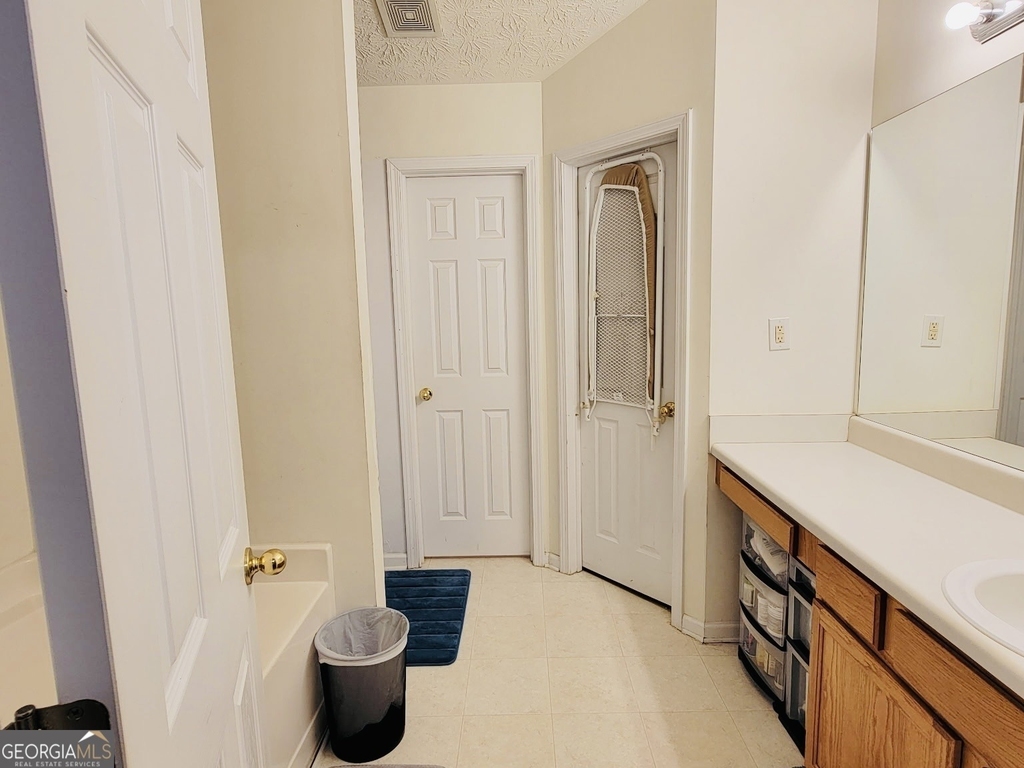 6904 Silver Bend Place - Photo 22