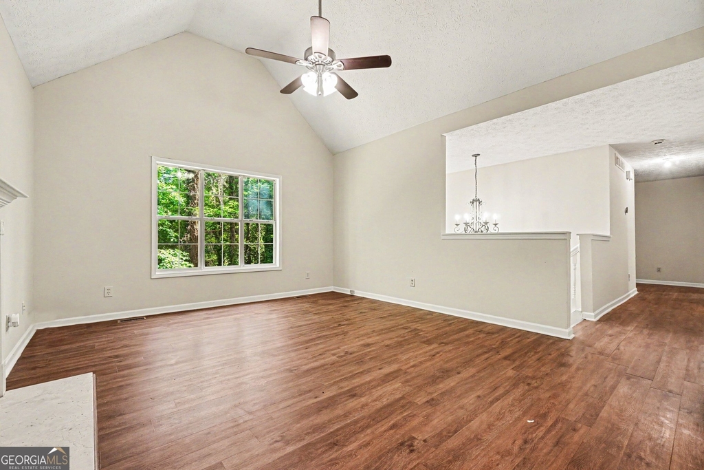 181 N Springs Drive - Photo 5