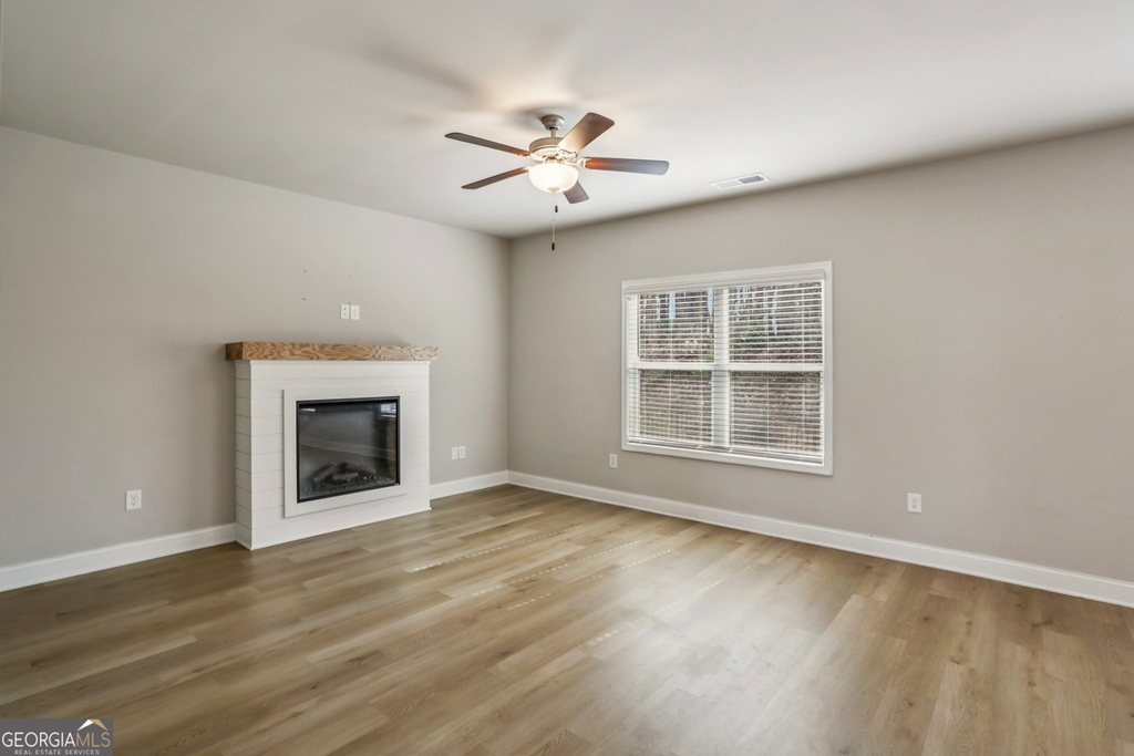 2099 Easterwood Terrace - Photo 4