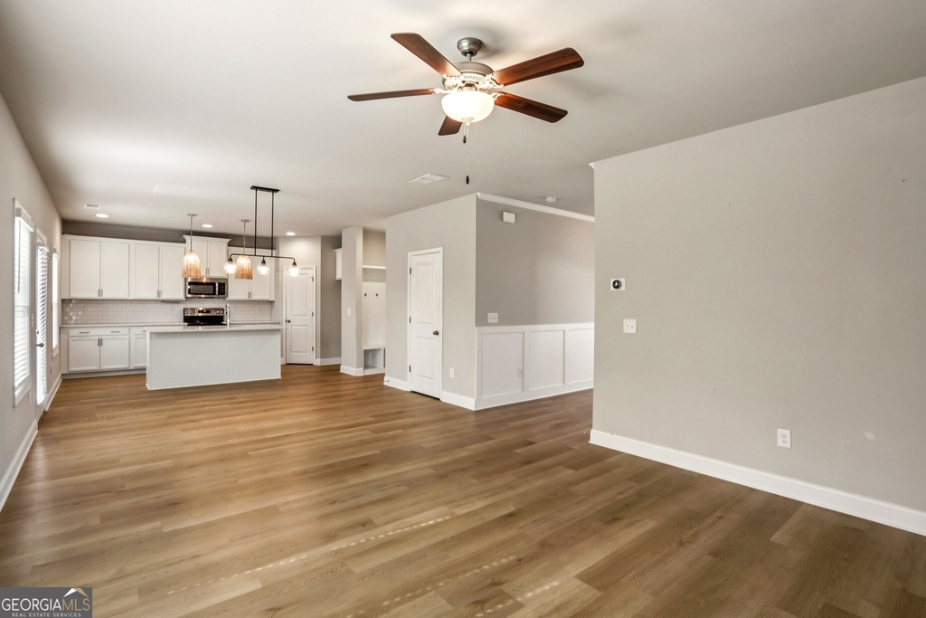 2099 Easterwood Terrace - Photo 6