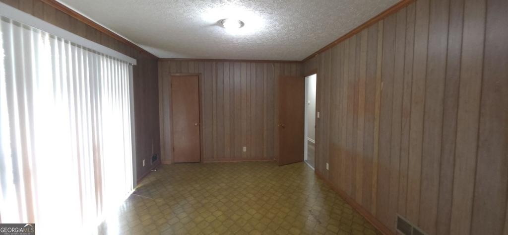 1382 Mary Dale Drive Sw - Photo 2