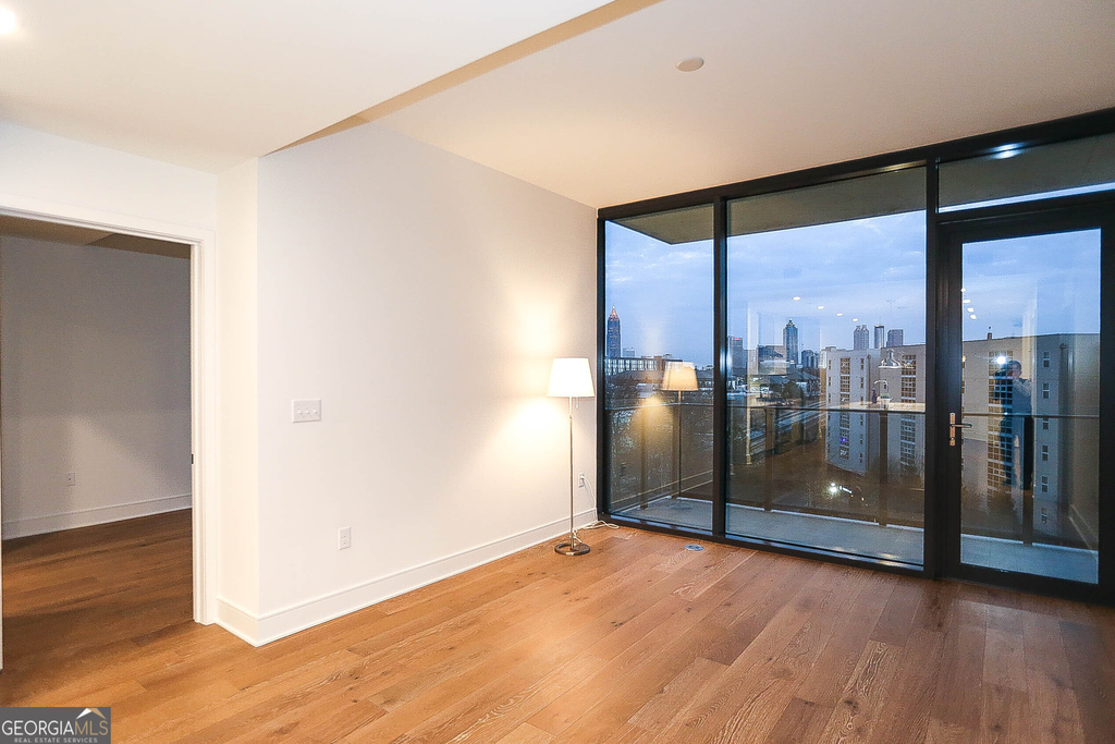 788 W Marietta Street Nw - Photo 4
