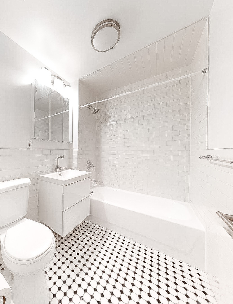 315 Seigel Street - Photo 6