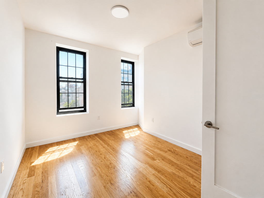 673 Knickerbocker Avenue - Photo 8