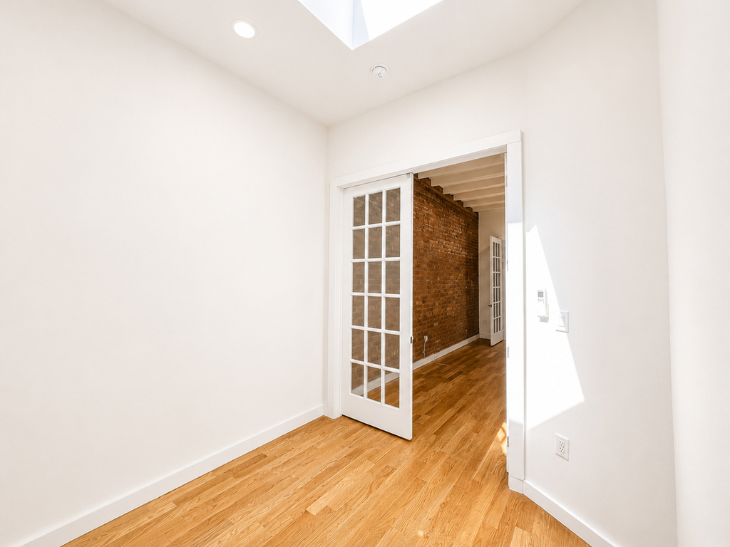 673 Knickerbocker Avenue - Photo 5
