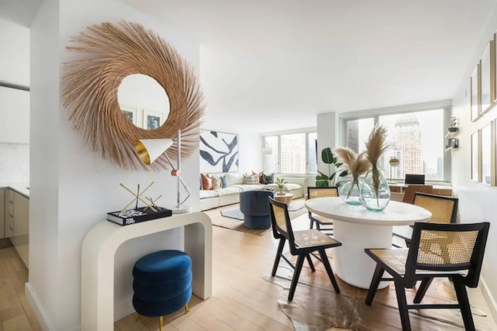 322 West 57th Street - Photo 1