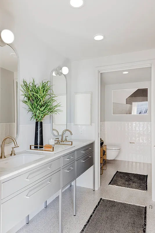 547 West 47th Street - Photo 3
