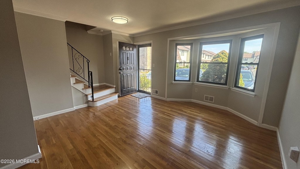 41 Village Green Way - Photo 1