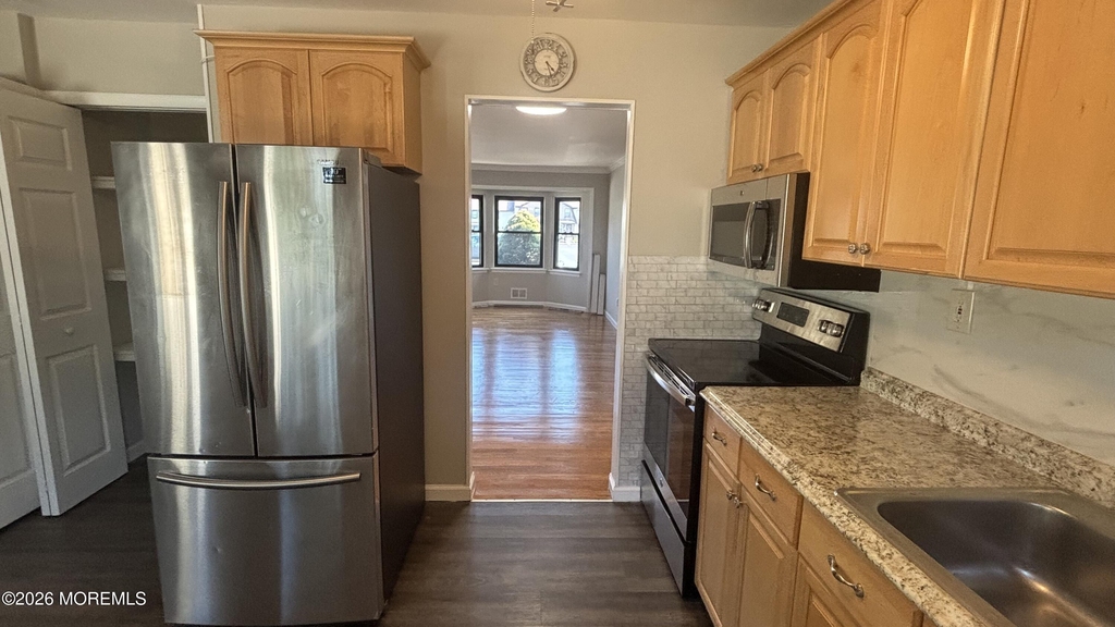 41 Village Green Way - Photo 10