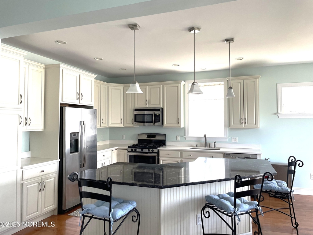 303 Central Avenue Avenue - Photo 2