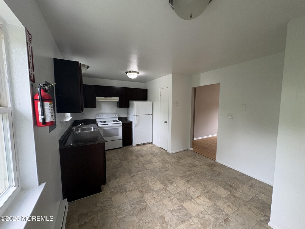 28 Spring Terrace - Photo 2