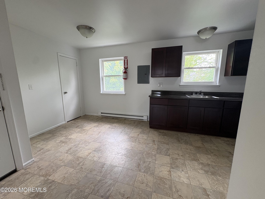 28 Spring Terrace - Photo 1