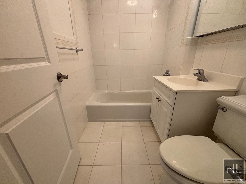 West 79 Street - Photo 8