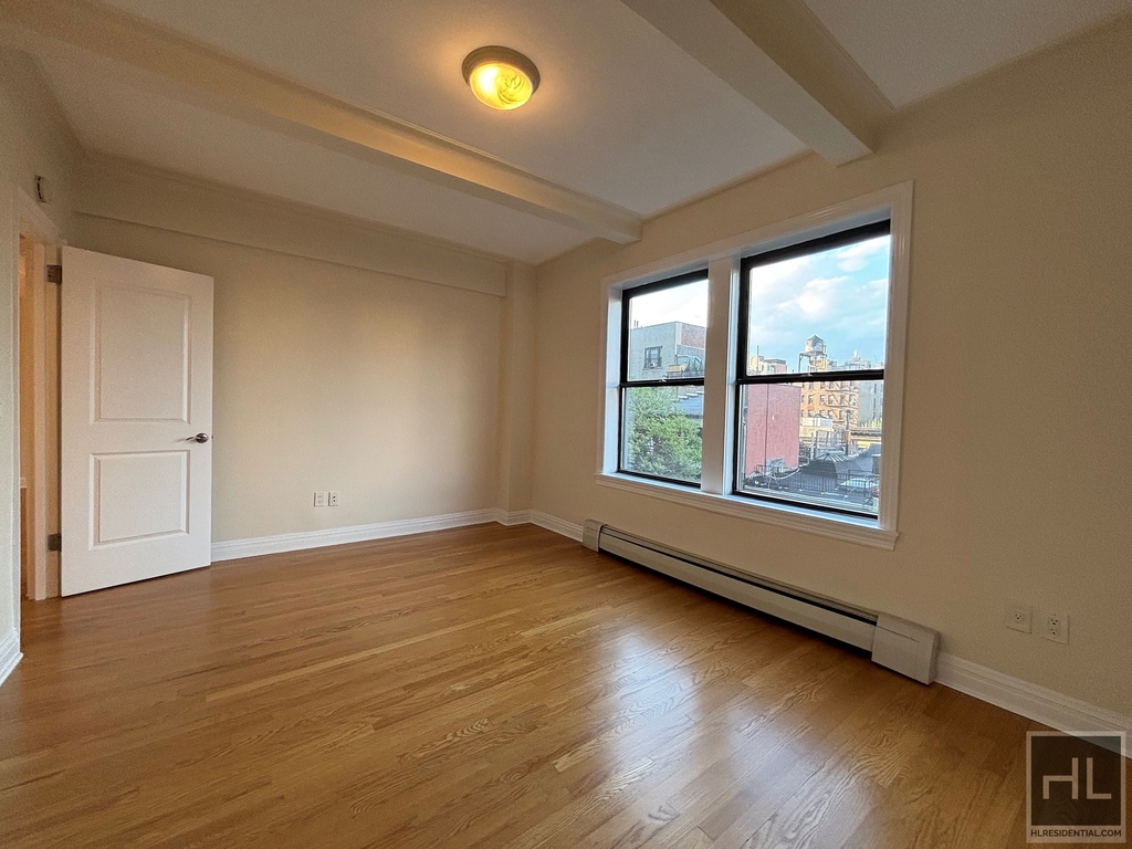 West 79 Street - Photo 3