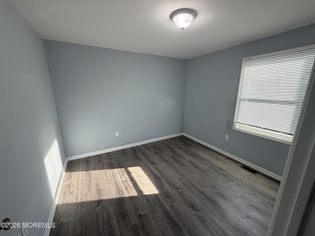 816 King Georges Road - Photo 8