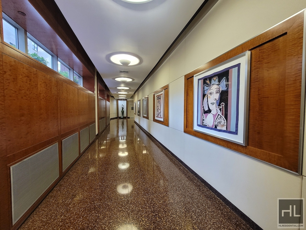 East 79th Street - Photo 5