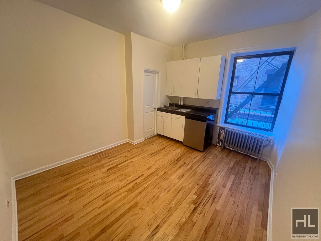 West 72 Street - Photo 2