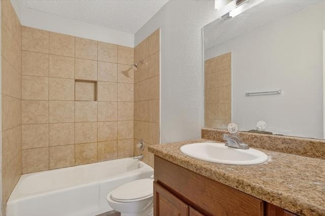 119 Del Rio Avenue - Photo 10