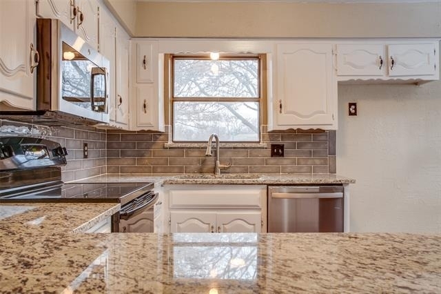 101 Teakwood Drive - Photo 12