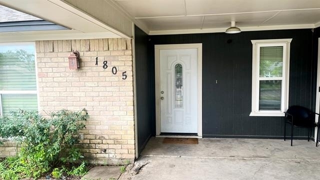 1805 Bristol Cove - Photo 0