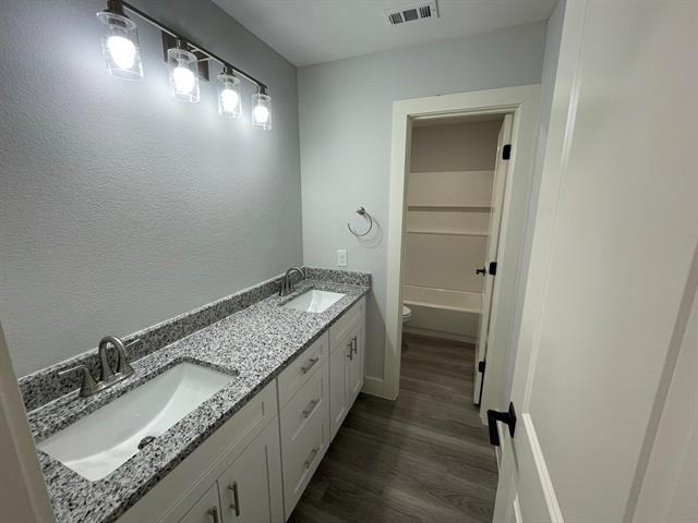 608 E 3rd Street - Photo 6