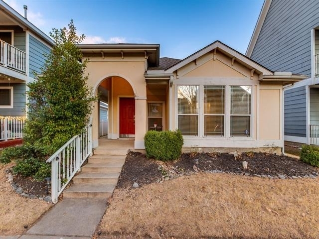 1636 Spanish Moss Way - Photo 4