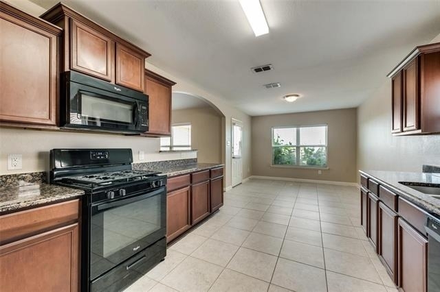 2106 Bluebell - Photo 8