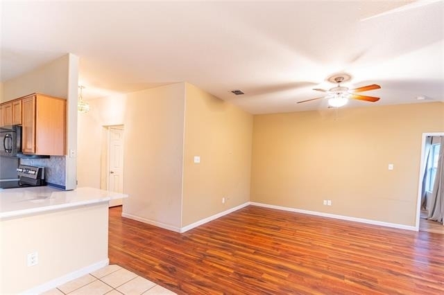 1906 Castaway Drive - Photo 15