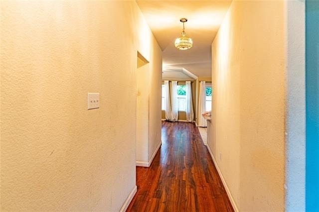 1906 Castaway Drive - Photo 3