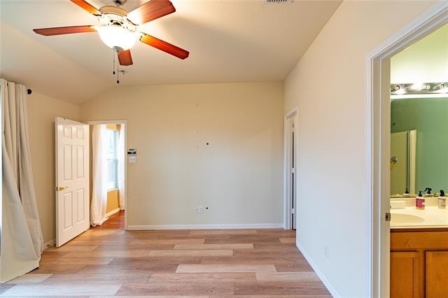 1906 Castaway Drive - Photo 21