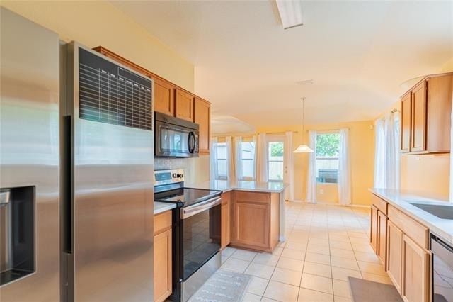1906 Castaway Drive - Photo 6