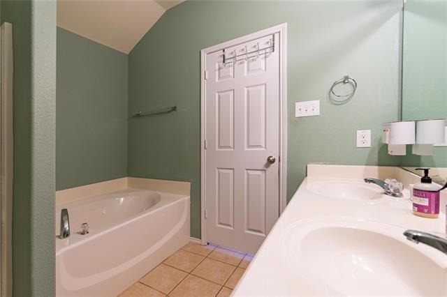 1906 Castaway Drive - Photo 25